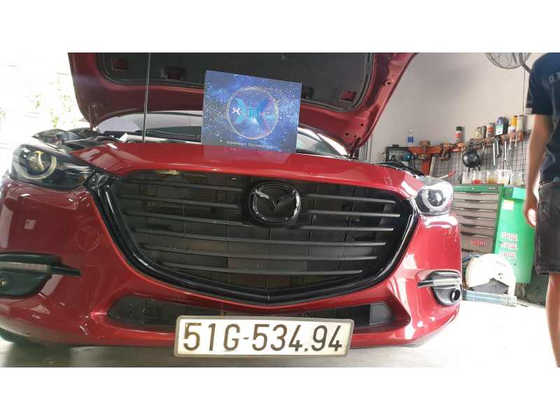 Độ đèn nâng cấp ánh sáng Bi Laser Xlight V20L xe Mazda 3