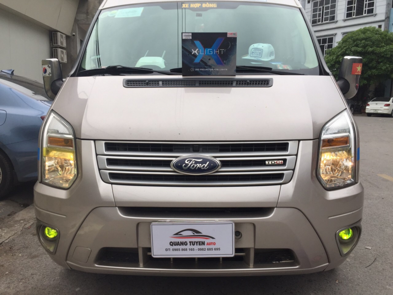 Độ đèn nâng cấp ánh sáng Nâng cấp bi gầm f10 tăng ánh sáng xe ford transit