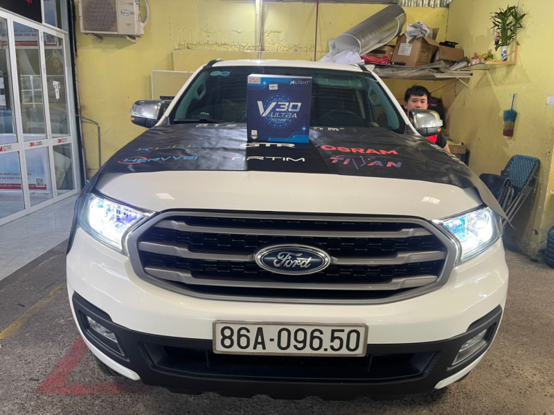 Độ đèn nâng cấp ánh sáng FORD EVEREST 650588 - LẮP NGÀY 18/05/2022 - BI LED XLIGHT V30 ULTRA NEW 2022