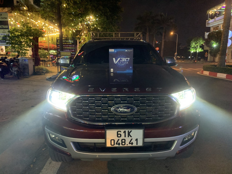 Độ đèn nâng cấp ánh sáng BI LED X-LIGHT V30 ULTRA 2022 GREY - 5000K (NEW VERSION) CHO XE FORD EVEREST - BODYKIT 04841 - 06/12/2022