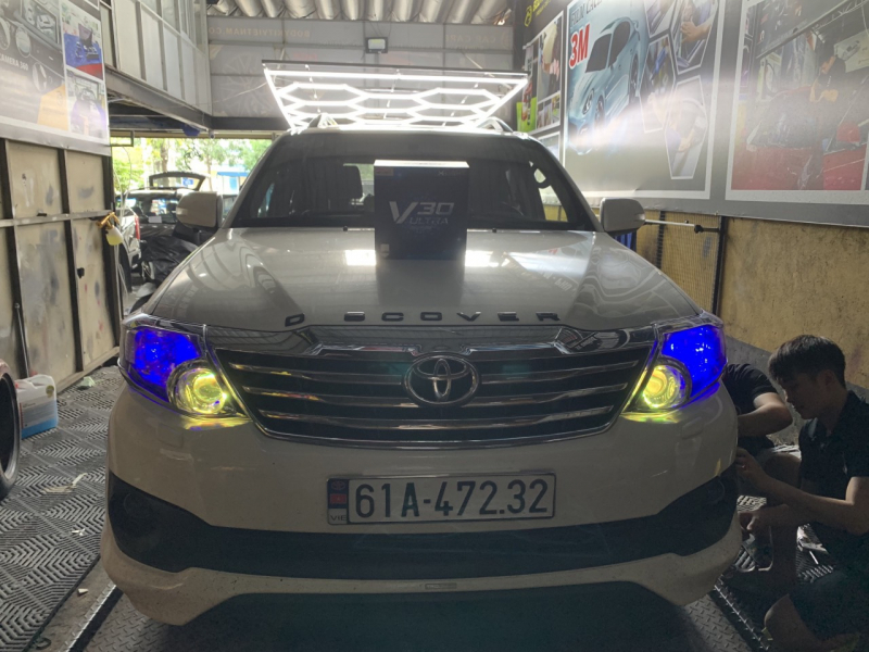 Độ đèn nâng cấp ánh sáng BI LED X-LIGHT V30 ULTRA 2022 GREY - 5000K (NEW VERSION) CHO XE FORTUNER - BODYKIT 47232 - 06/12/2022