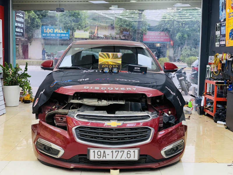 Độ đèn nâng cấp ánh sáng Titan Gold 2.0 cho xe Chevrolet Cruze 2017 19A17761