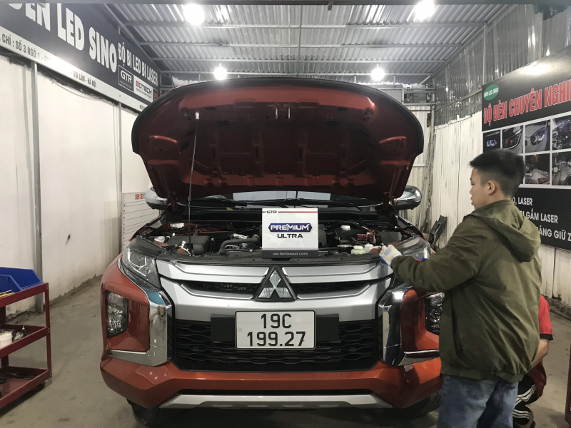 Độ đèn nâng cấp ánh sáng Nâng cấp bi pha cho mitsubishi triton