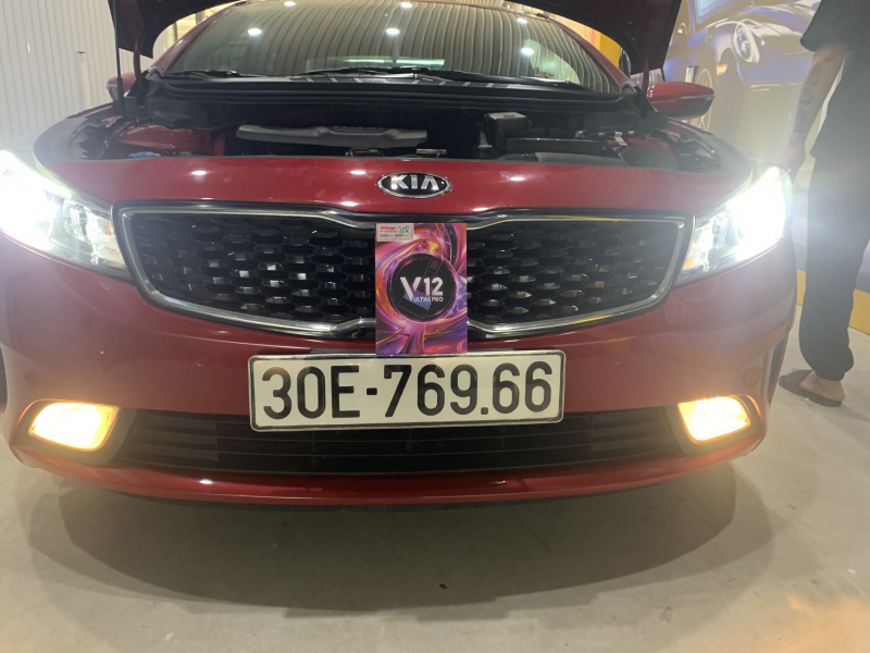 Độ đèn nâng cấp ánh sáng V12 Ultra cho Kia Cerato 2018