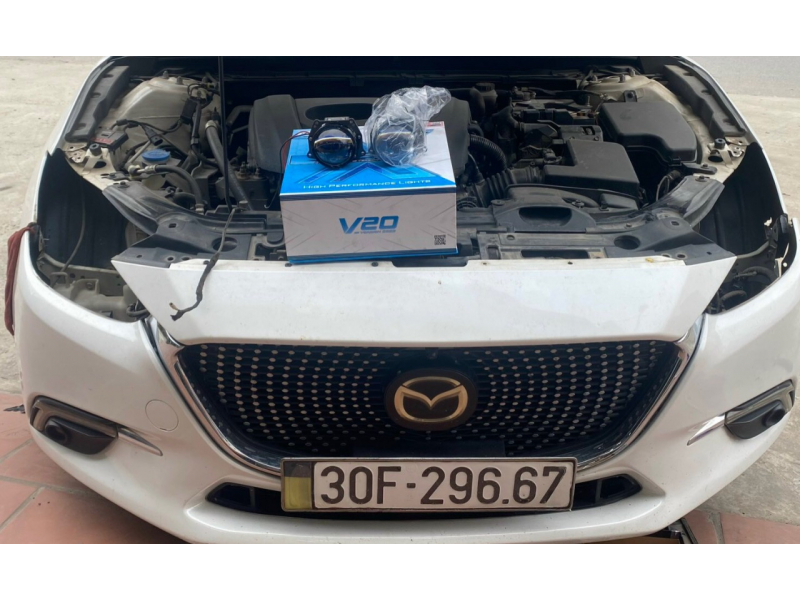 Độ đèn nâng cấp ánh sáng Mazda3