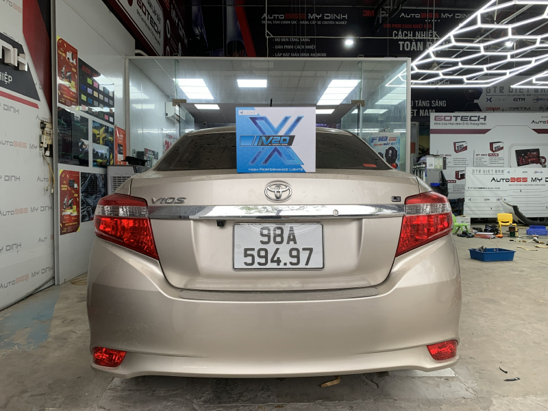 Độ đèn nâng cấp ánh sáng Xlight V20-2023 cho Toyota Vios 2018