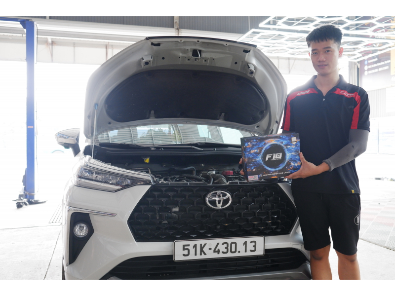 Độ đèn nâng cấp ánh sáng nâng cấp bi gầm f10 cho toyota veloz