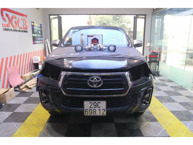 Độ đèn nâng cấp ánh sáng Bi led Xlight X5 Pro tăng sáng cho xe Toyota Hilux