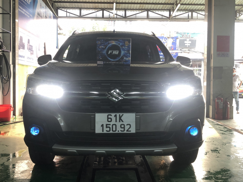 Độ đèn nâng cấp ánh sáng Suzuki Xl7