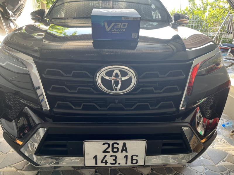 Độ đèn nâng cấp ánh sáng Nâng cấp bi pha tăng sáng cho xe Toyota Fortuner