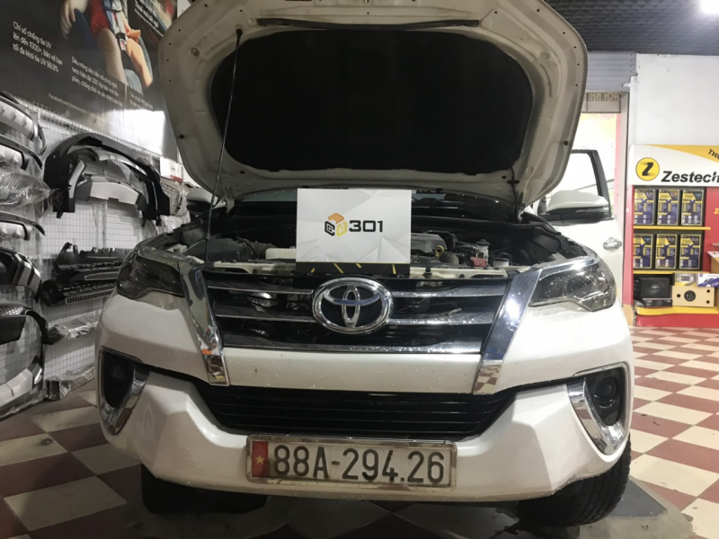 Độ đèn nâng cấp ánh sáng Nâng cấp bi gầm 301 xe Fortuner