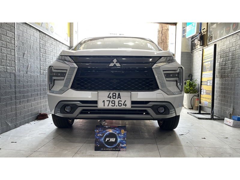 Độ đèn nâng cấp ánh sáng bi gầm X - Light F10 có mắt quỷ cho Mitsubishi Xpander 2022