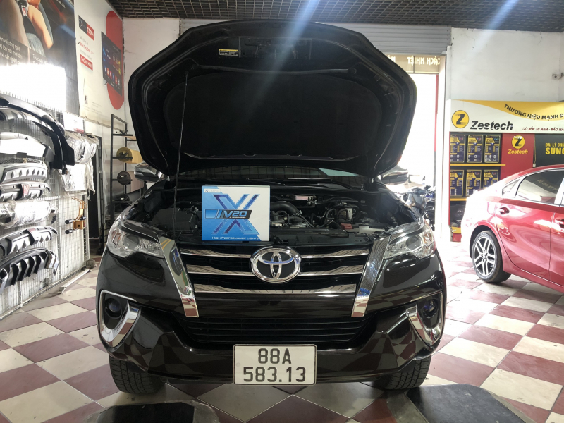 Độ đèn nâng cấp ánh sáng Nâng cấp bi pha tăng sáng cho xe Fortuner