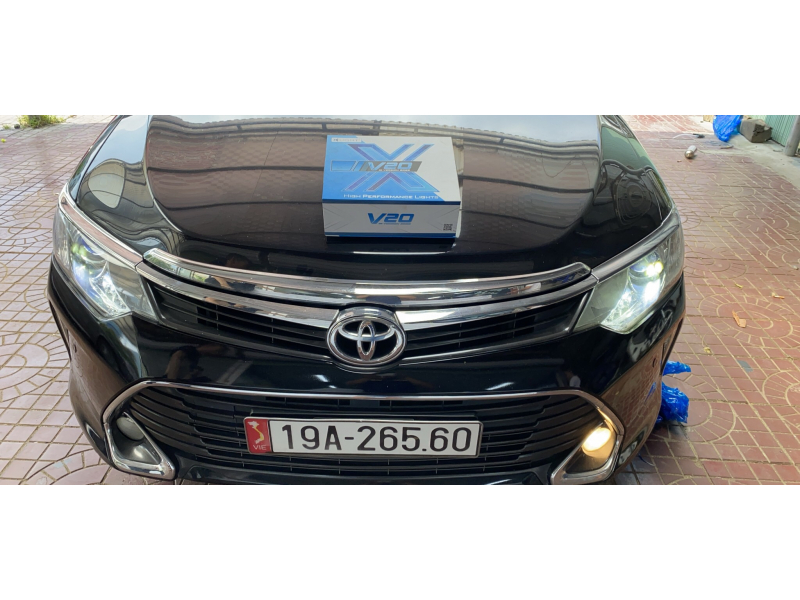 Độ đèn nâng cấp ánh sáng Toyota Camry