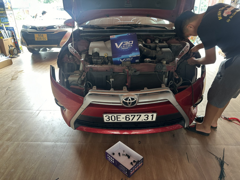 Độ đèn nâng cấp ánh sáng TOYOTA yARIS 1 CẶP XLIGHT V30 ULTRA