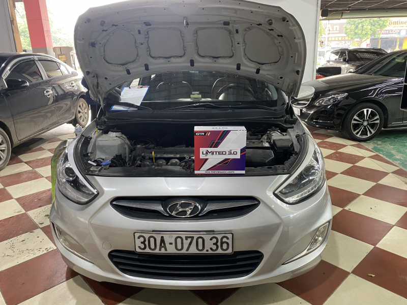 Độ đèn nâng cấp ánh sáng Nâng cấp bi pha tăng sáng cho xe Hyundai Accent