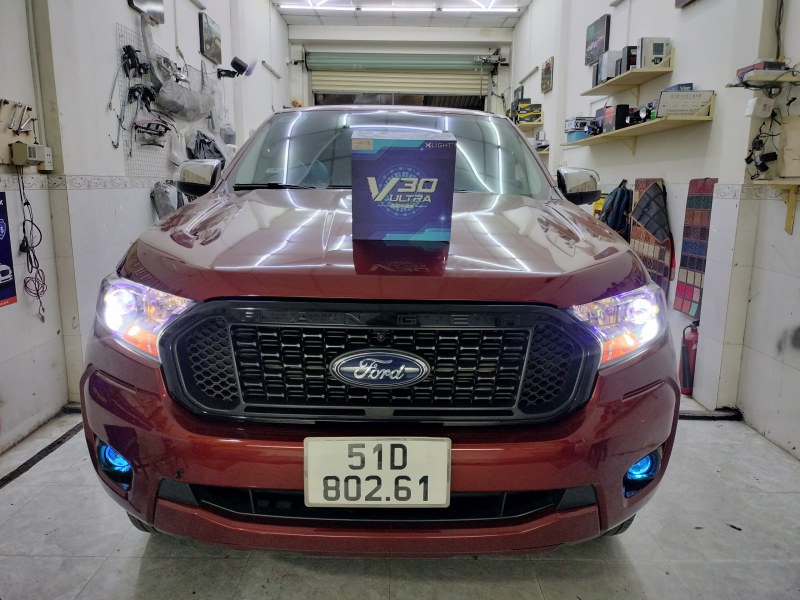 Độ đèn nâng cấp ánh sáng BI LED X-LIGHT V30 ULTRA 2022 CHO FORD RANGER