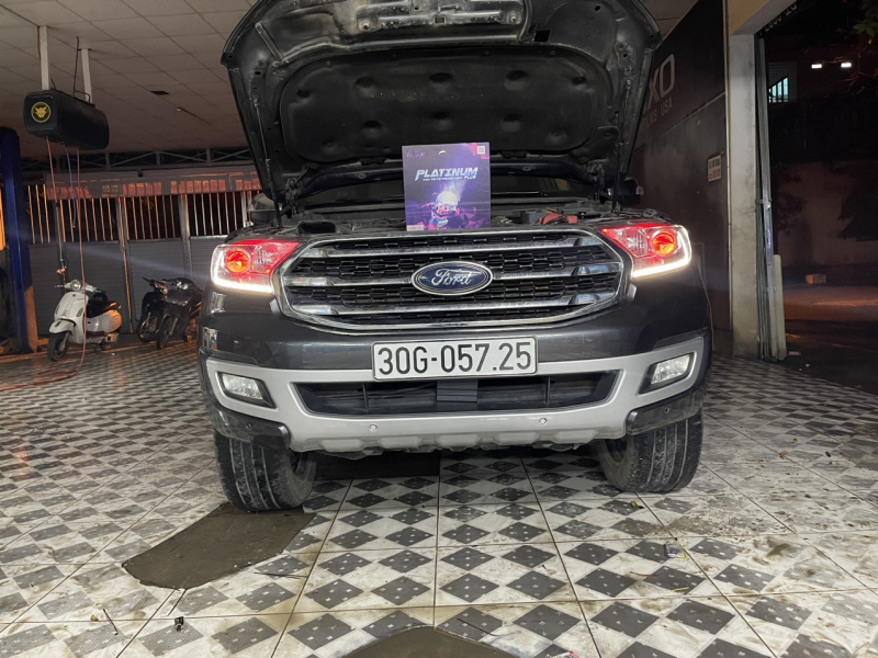 Độ đèn nâng cấp ánh sáng Nâng cấp bi pha laser titan platinum 9+3 plus tăng sáng Ford Everest 2019