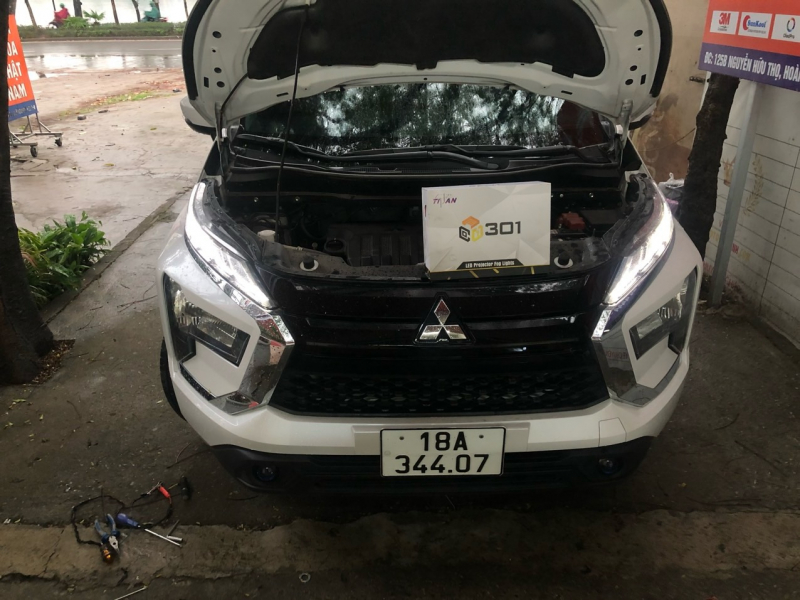 Độ đèn nâng cấp ánh sáng Mitsubishi Xpander 2022