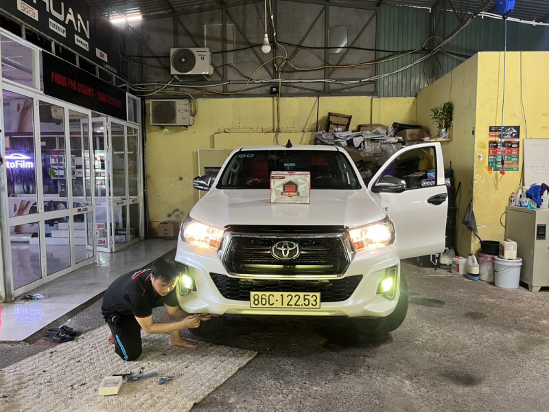 Độ đèn nâng cấp ánh sáng Nâng cấp ánh sáng bi gầm x3pro cho xe hilux 2019 