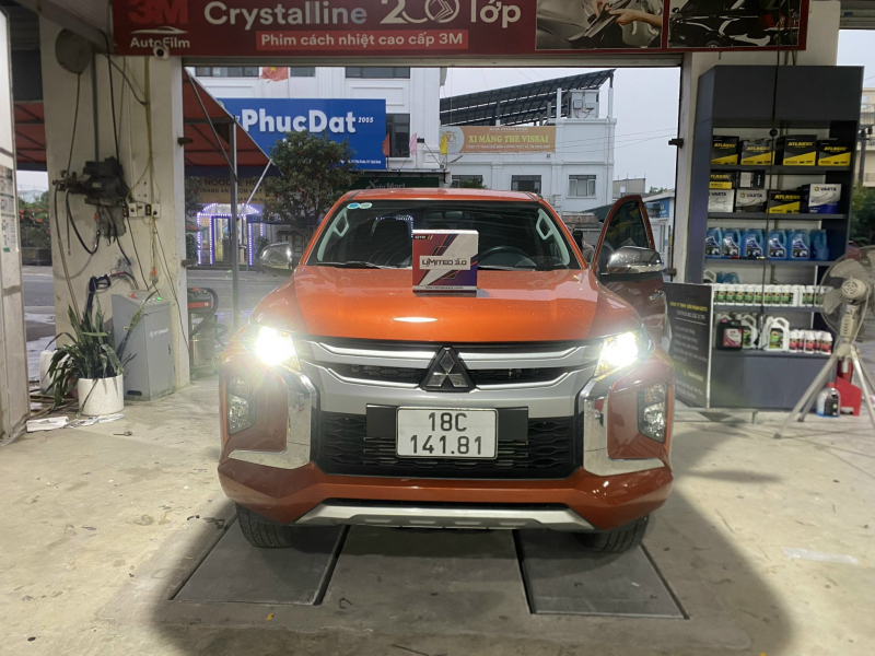 Độ đèn nâng cấp ánh sáng Nâng cấp ánh sáng cho xe Mitsubishi Triton