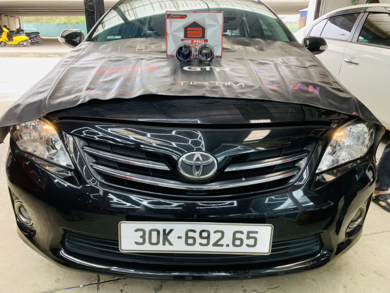 Độ đèn nâng cấp ánh sáng X3 Pro cho Toyota Altis