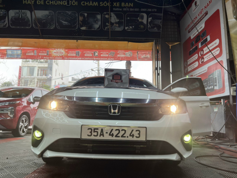 Độ đèn nâng cấp ánh sáng Nâng cấp bi gầm cho xe honda city 