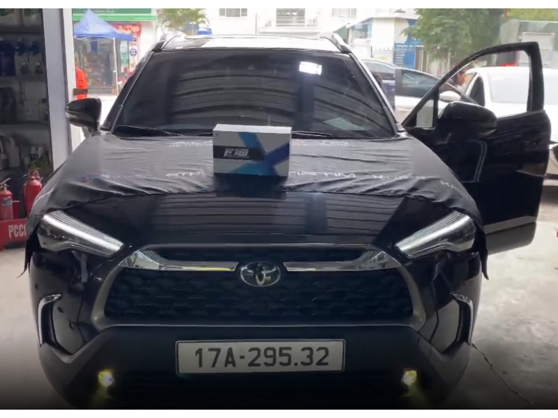 Độ đèn nâng cấp ánh sáng Nâng cấp ánh sáng cho xe Toyota Cross