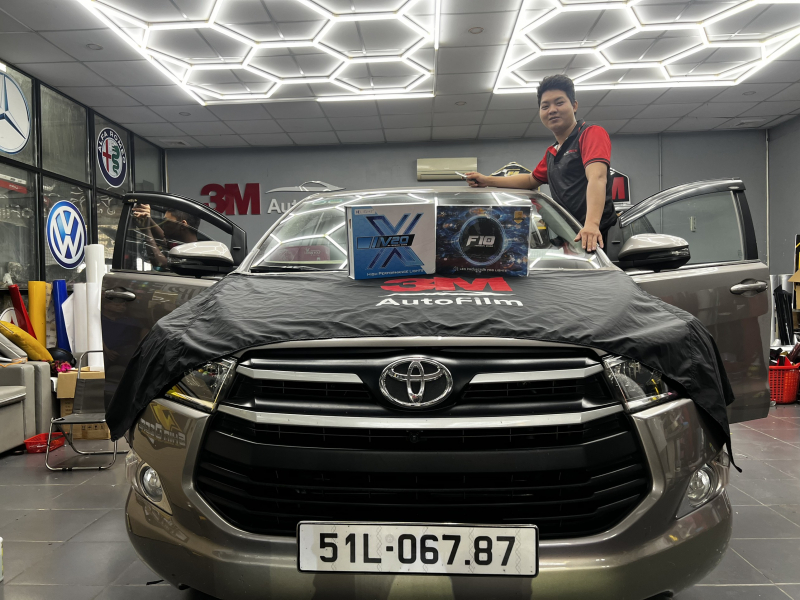 Độ đèn nâng cấp ánh sáng NÂN CẤP BI CHO TOYOTA INNOVA 