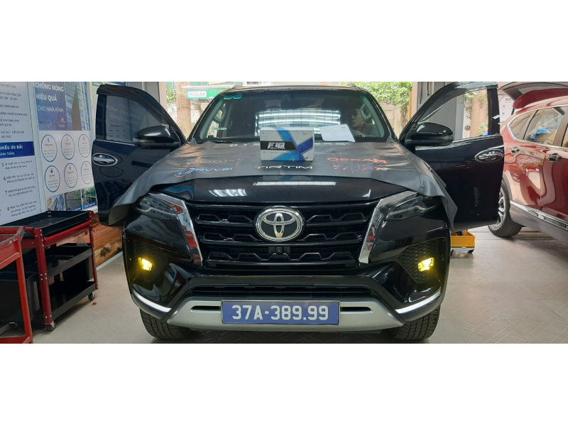 Độ đèn nâng cấp ánh sáng BI GẦM X-LIGHT F10 2.0 INCH CHO XE FORTUNER 2022 - NGOCHAAUTO 38999 -6/4/2024