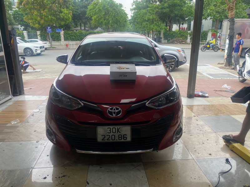 Độ đèn nâng cấp ánh sáng TOYOTA	 