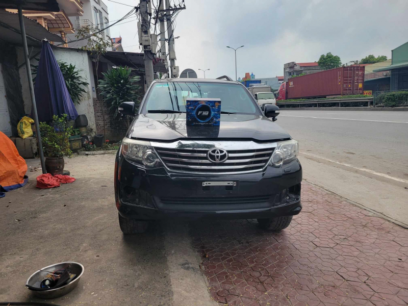 Độ đèn nâng cấp ánh sáng TOYOTA 