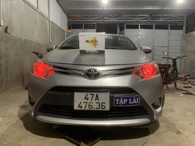 Độ đèn nâng cấp ánh sáng  TOYOTA	 