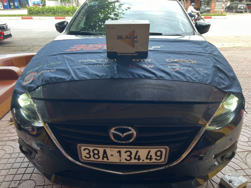 Độ đèn nâng cấp ánh sáng Mazda3 