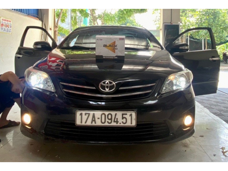 Độ đèn nâng cấp ánh sáng Toyota Altis