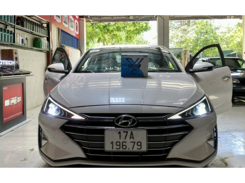 Độ đèn nâng cấp ánh sáng hyndai Elantra