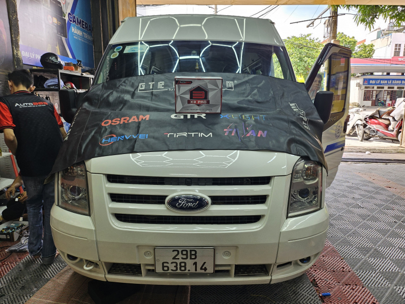 Độ đèn nâng cấp ánh sáng nâng cấp bi gầm cho xe ford transit 