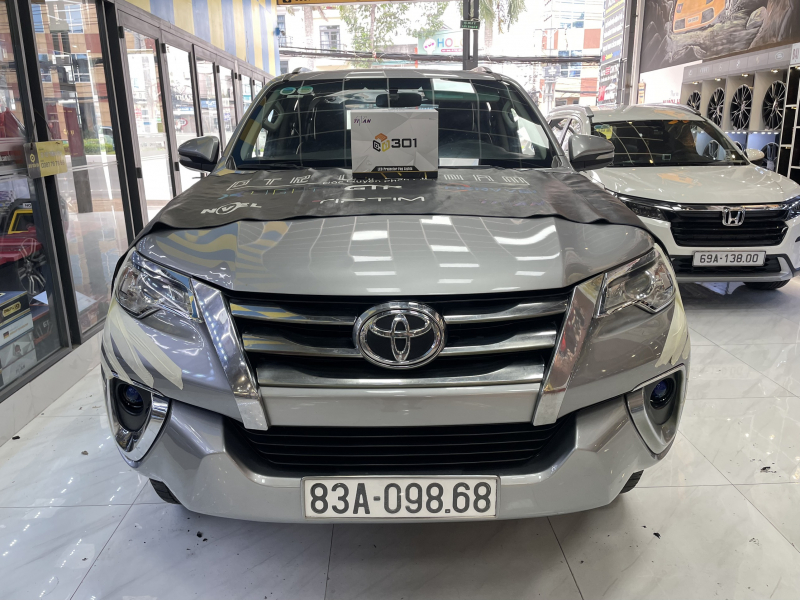 Độ đèn nâng cấp ánh sáng BI GẦM TITAN 301 - 3 NHIỆT MÀU CHO XE TOYOTA FORTUNER 2019 - CẦN THƠ 09868 - 20/06/2024