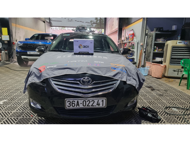 Độ đèn nâng cấp ánh sáng Nâng cấp bi gầm tăng sáng GTR cho Toyota Vios