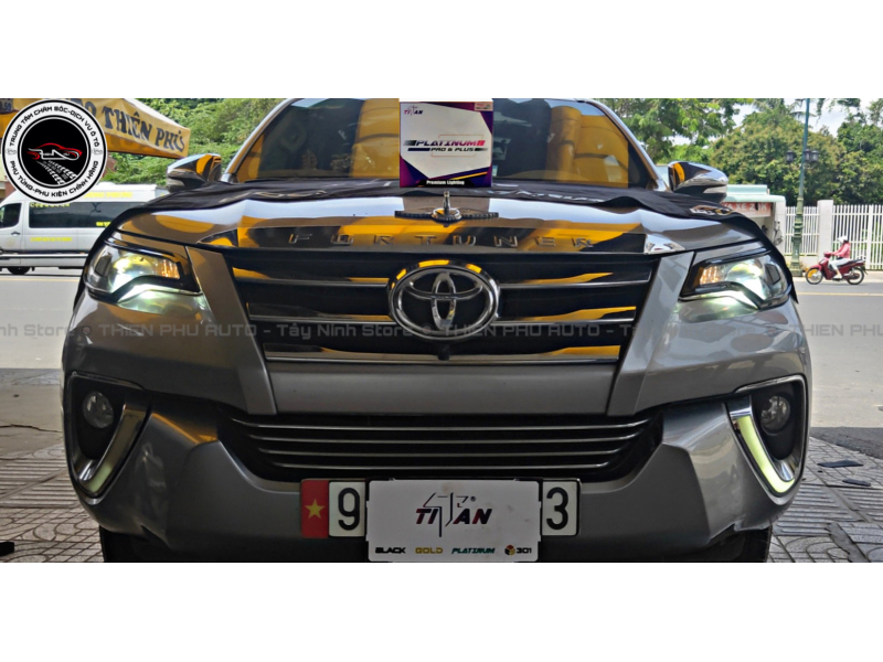 Độ đèn nâng cấp ánh sáng NÂNG CẤP BI TITAN PLATINUM cho Toyota Fortuner 2021 tại AUTO THIÊN PHÚ CN TÂY NINH