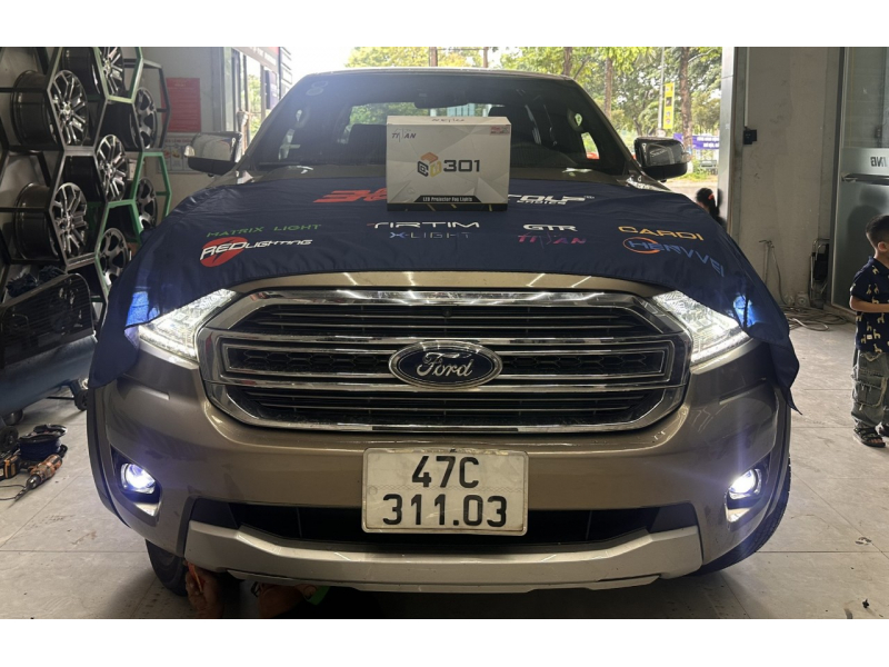 Độ đèn nâng cấp ánh sáng Nâng cấp bi BI GẦM TITAN 301 - 3 NHIỆT MÀU tăng sáng cho xe Ford Ranger