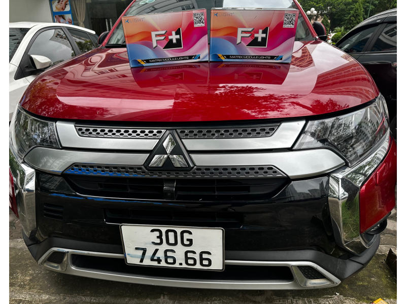 Độ đèn nâng cấp ánh sáng MITSUBISHI 