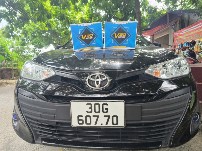 Độ đèn nâng cấp ánh sáng TOYOTA 