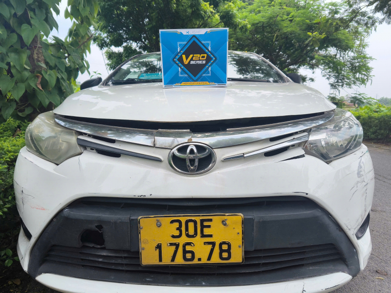 Độ đèn nâng cấp ánh sáng TOYOTA 