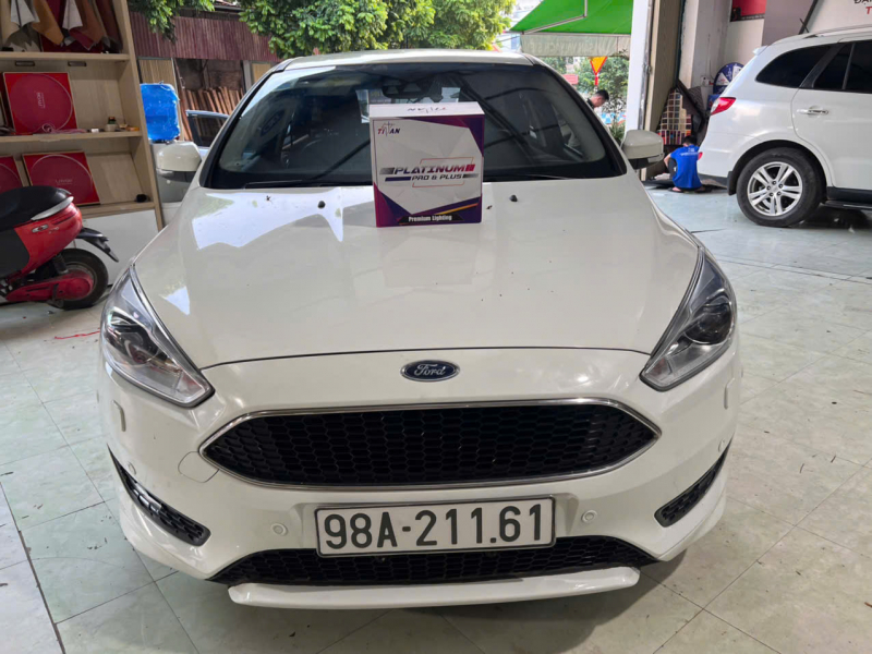 Độ đèn nâng cấp ánh sáng Nâng cấp bi pha xe Ford