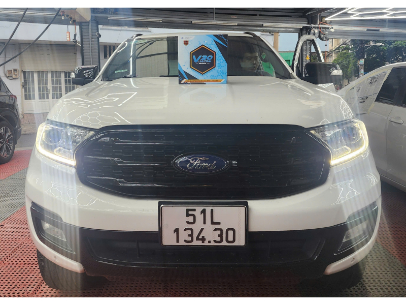 Độ đèn nâng cấp ánh sáng BI LED X-LIGHT V30 ULTRA 2023 CHO FORD EVEREST - PHI LONG AUTO 13430 - 11/09/2024