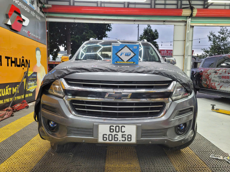 Độ đèn nâng cấp ánh sáng Nâng cấp bi gầm tăng sáng GTR Chevrolet Colorado