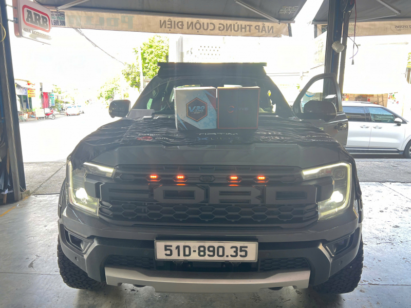 Độ đèn nâng cấp ánh sáng BI LASER HENVVEI L92 PRO (NEW2024) & BI LED X-LIGHT V30 ULTRA 2023 CHO XE FORD RAPTOR 2023 MÀU XÁM - BÌNH DƯƠNG - 89035