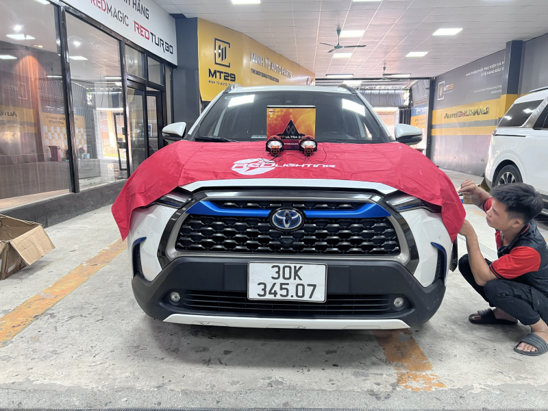 Độ đèn nâng cấp ánh sáng Nâng cấp ánh sáng cho xe Toyota Cross 